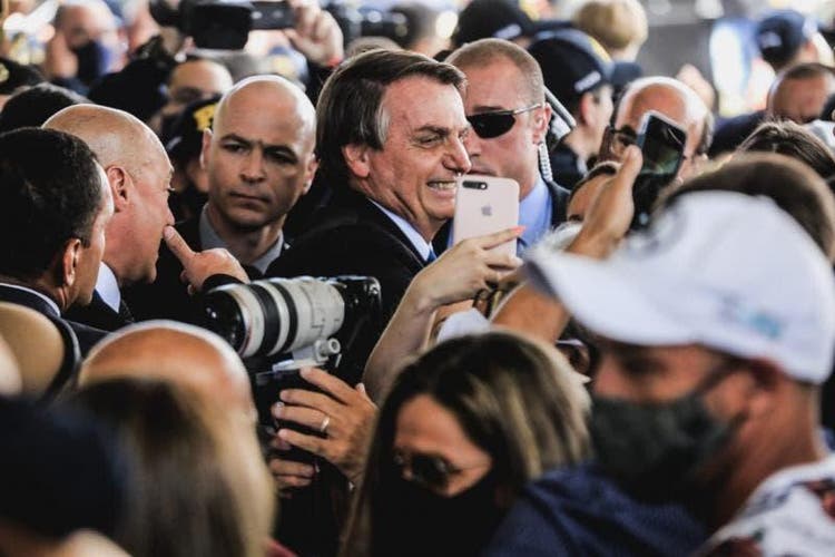 O presidente participou da entrega de carros em Florianópolis em fevereiro de 2021